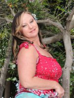 Mary Jane - Mature BBW Mary Jane from AllOver30 gets naked and spreads
